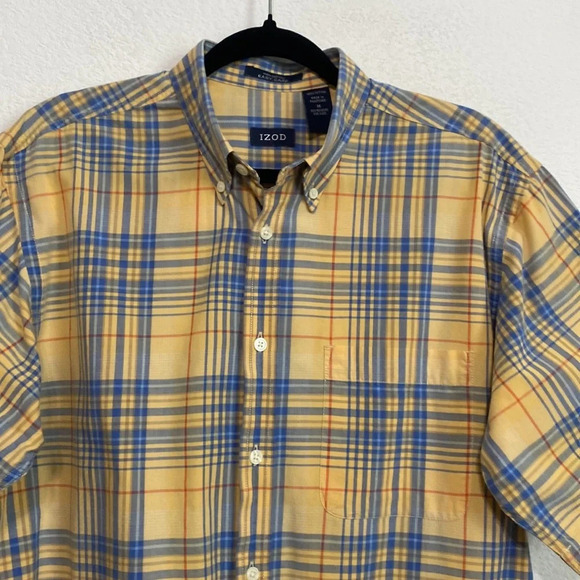 Izod Preppy Saltwater Short Sleeve Business Button Down Plaid Shirt Size M - Picture 3 of 7